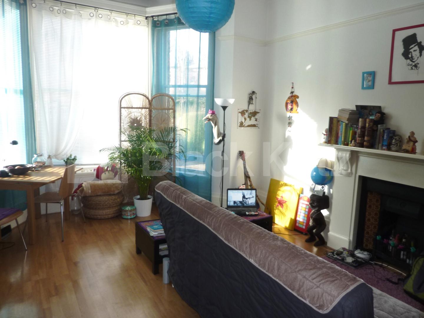 			NEW INSTRUCTION!, Studio Apartment, 1 bath, 1 reception Studio			 Carleton Road, TUFNELL PARK